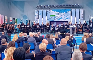 Mattarella a Cagliari: “Dalla scuola dipende il futuro della società”