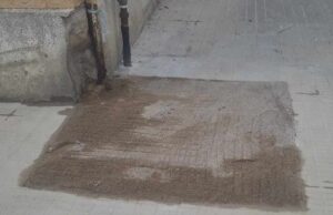 Cagliari, perdita d’acqua in via Reni: dopo un mese è finalmente sistemata