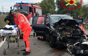 Nuoro, gravissimo scontro auto – moto: deceduto centauro svizzero