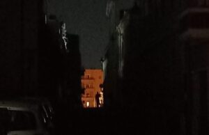 Cagliari, quartieri al buio: Villanova e Marina protestano