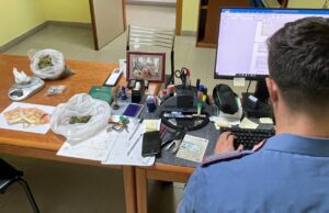 Donori, possedeva soldi falsi e droga: 35enne finito in manette