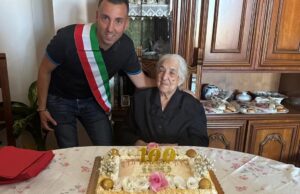 Bottidda gioisce, il paese in festa per le due nuove centenarie