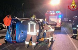 Elmas, spaventoso incidente con ribaltamento: ferita una 67enne