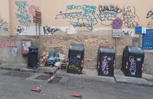 Cagliari, alla Marina è ancora emergenza rifiuti: “L’inciviltà regna sovrana”