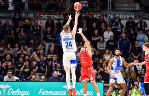 Dinamo che cuore! Grande rimonta contro Pistoia: 77-75