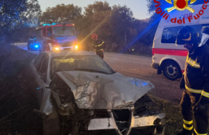 Paura a Benetutti, auto fuori strada: feriti due minorenni