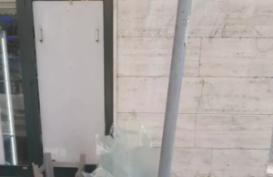 Raid a Cagliari: distrutta vetrata della pasticceria Pasteur