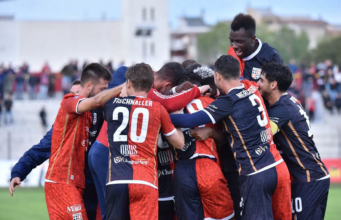 Torres, colpo ad Arezzo: rilancio per il primo posto