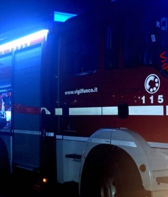 Incendio doloso contro la Polizia Locale di Quartucciu: distrutti tre mezzi