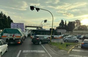 Monserrato, incidente sulla 554: traffico in tilt