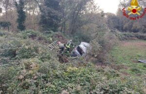 Santu Lussurgiu, esce fuori strada con l’auto: gravissimo il conducente