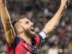 Pavoletti “sardo” vero: “Buon Natale a tottusu”