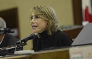 Cagliari, buio d’abbandono in viale La Plaia | Lilli Pruna: “Va illuminata”