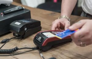 Pos in tilt e pagamenti digitali bloccati: disservizi anche in Sardegna