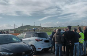 Sgombero presidio Tyrrhenian Link: tensione sulla ss 387