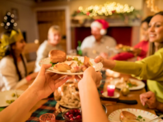 Le domande scomode della cena della vigilia: come cavarsela a Natale