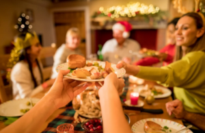 Le domande scomode della cena della vigilia: come cavarsela a Natale