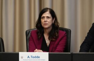 Intimidazioni a Orgosolo: Todde al fianco del Comandante dei Carabinieri