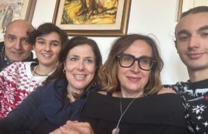 Todde festeggia il Natale: “Fortunata a passarlo in famiglia”