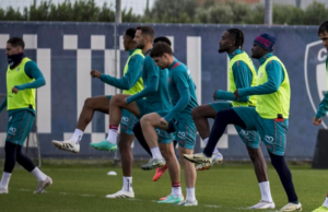 Cagliari, col Venezia bisogna vincere: la squadra va in ritiro