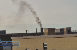 Cagliari, fumo dalla facoltà di ingegneria | I residenti: “Aria irrespirabile”