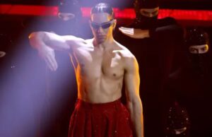 Sanremo, è Mahmood show: il suo medley fa impazzire il pubblico