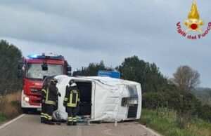 Muravera, scontro tra 3 auto e un camper: in 5 in ospedale