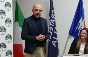 Piga rincara la dose contro Bartolazzi: “Lancia pietre e nasconde la mano”