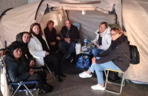 Oss, la protesta prosegue: è iniziato lo sciopero della fame