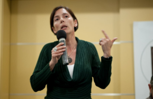 Militari israeliani in Sardegna, Ghirra: “Imbarazzante risposta di Piantedosi”