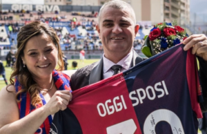 Cagliari, sposini festeggiano il matrimonio all’Unipol Domus