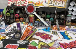 Sassari, imbrattava chiese e palazzi storici in centro: identificato un 37enne