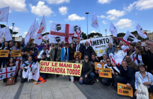 “Giù le mani da Alessandra Todde”: 5 Stelle in corteo a Roma