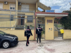 Va a cena con gli amici, loro lo derubano: due arresti a Siurgus