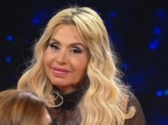 Valeria Marini piange su Raiuno: “Non è un momento facile”