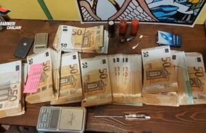 Cagliari, grosso giro di droga nella movida cagliaritana: 7 arresti