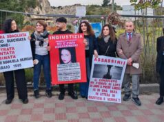 Veleni sul caso Manuela Murgia: “Nostra madre non ha incontrato Astero”