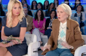 Domenica In, litigio in diretta tv tra Valeria Marini e la mamma