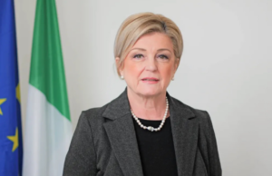 Dubbi sulla laurea, ministra Calderone: “Non c’è alcuna indagine”