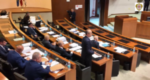 Decadenza Todde, in Consiglio regionale partono le “scommesse”: scontro Pd-FdI