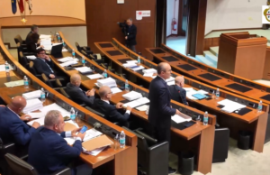 Decadenza Todde, in Consiglio regionale partono le “scommesse”: scontro Pd-FdI