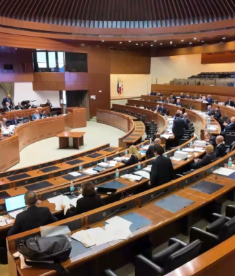 Finanziaria, c’è l’ok della Giunta: ma resta al palo il cambio all’Agricoltura