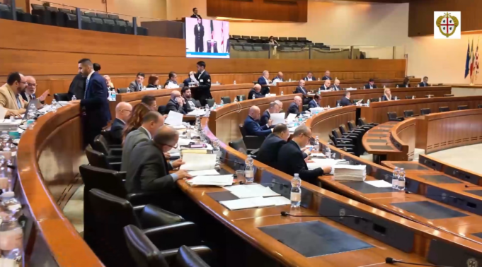 Regione Sardegna, in aula la Finanziaria 2026: si cerca l’intesa