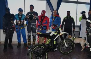 Sorpresa all’Aou Sassari: Supereroi regalano uova di Pasqua ai bambini