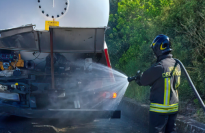 Paura a Mogoro, scontro tra autocisterna del gas e furgone: 131 in tilt