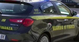 Nuoro, lavora in un centro privato ma è medico con esclusiva Asl: indagata