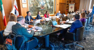 Consulta ferma i commissariamenti Asl, bufera su Todde: “Caos totale”