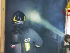 Cagliari, paura in via Copenaghen: a fuoco una cantina