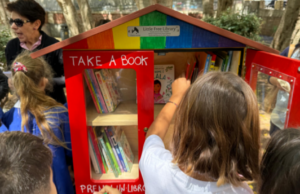 Cagliari, inaugurata la libreria libera “Malala” in piazza Garibaldi