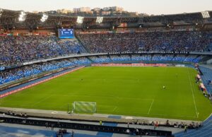 Napoli-Cagliari, folle attesa dei tifosi: in 400mila in coda per i biglietti